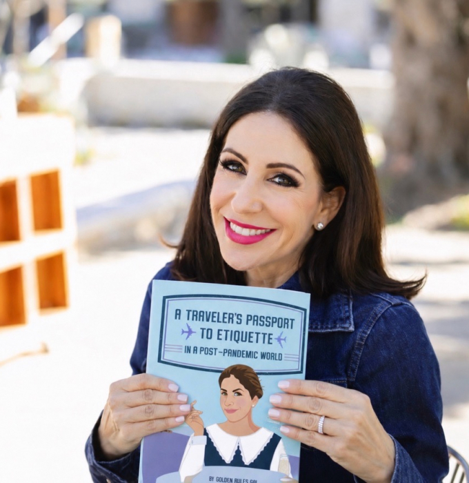 Lisa Grotts - A Traveler's Passport to Etiquette Paperback Book