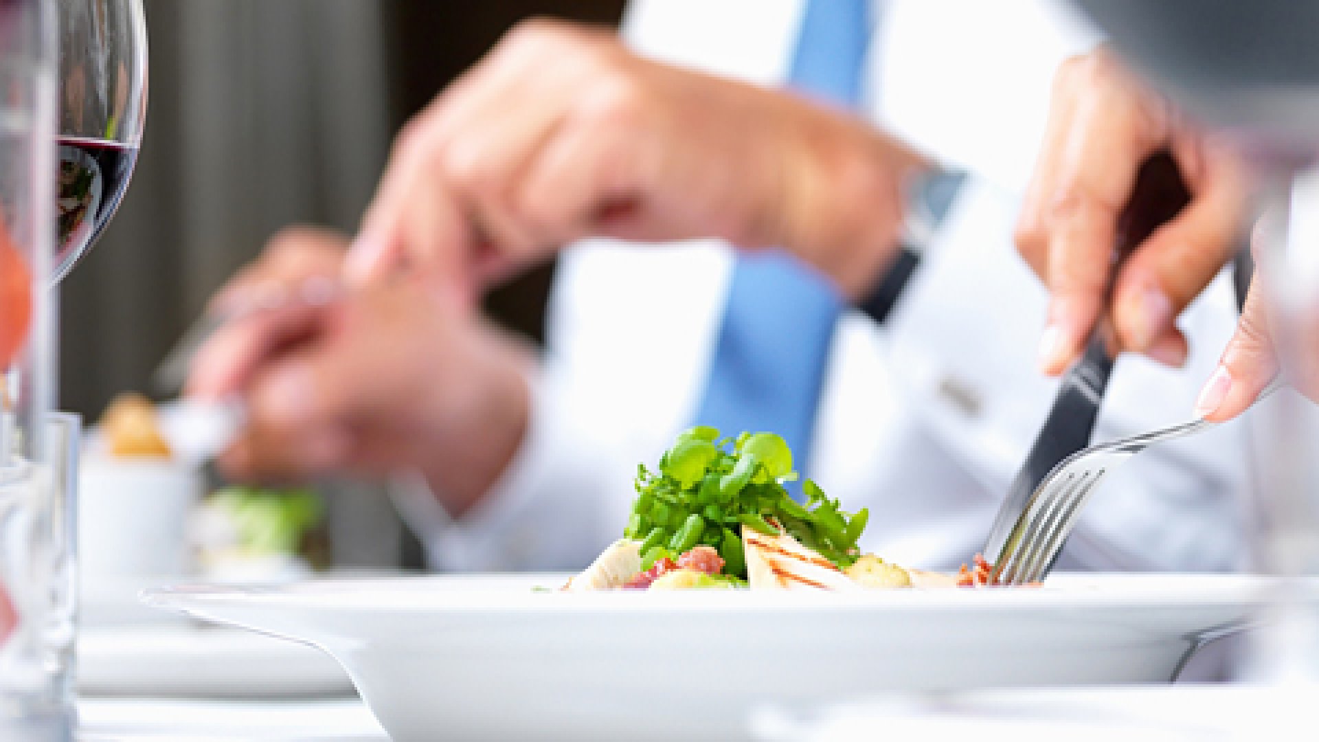 10 Tips to Conquer The Power Lunch | Golden Rules Gal : Lisa Mirza ...